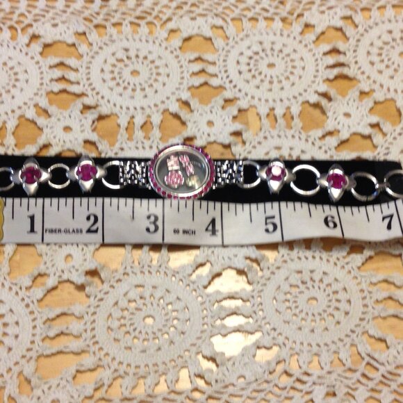 Floating Jewelry Bracelet with four floating charms - Picture 2 of 4